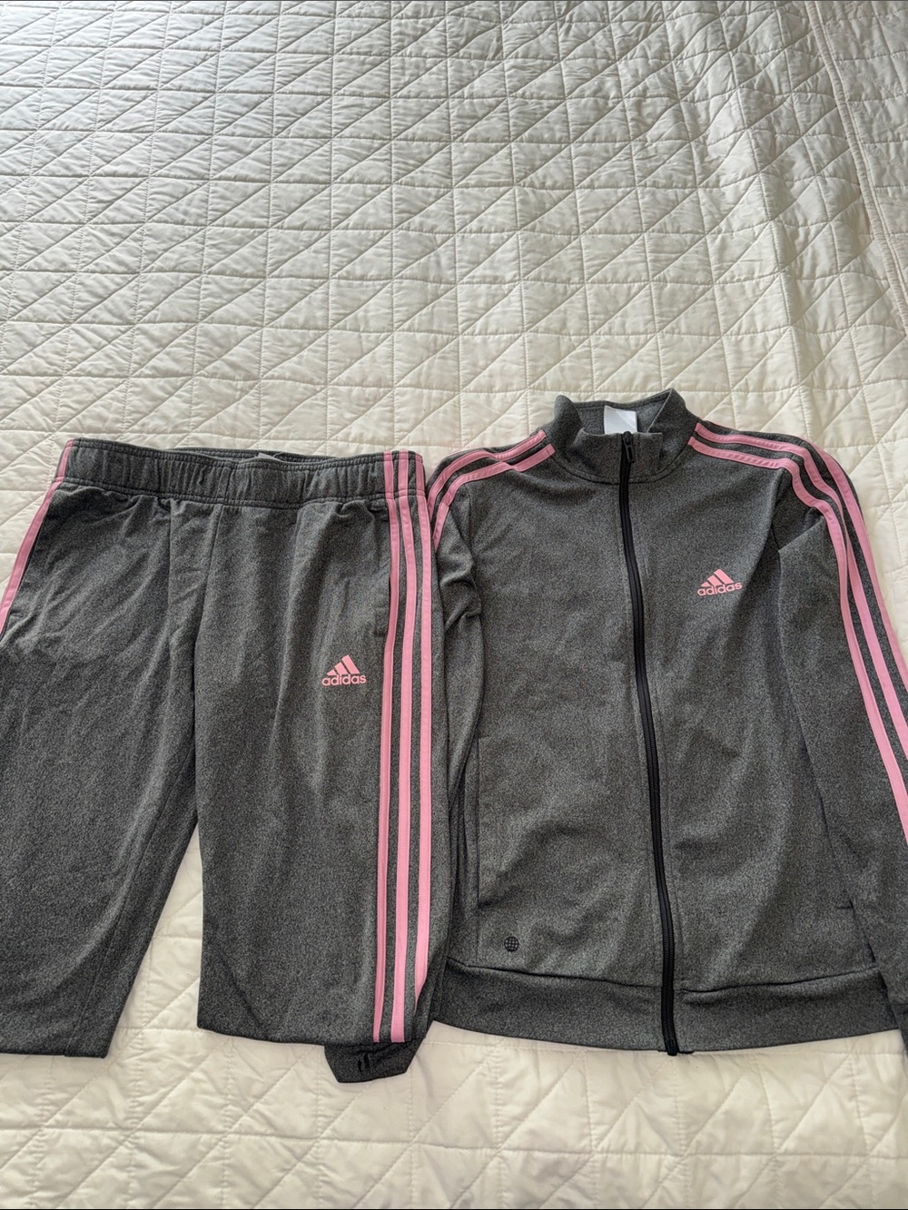 Adidas tracksuit set